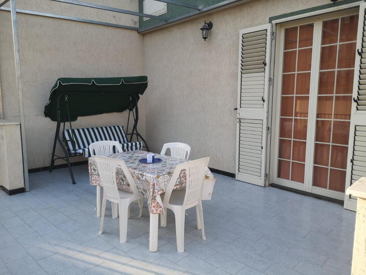 La Regina Di Coppe Apartment Licata Exterior foto